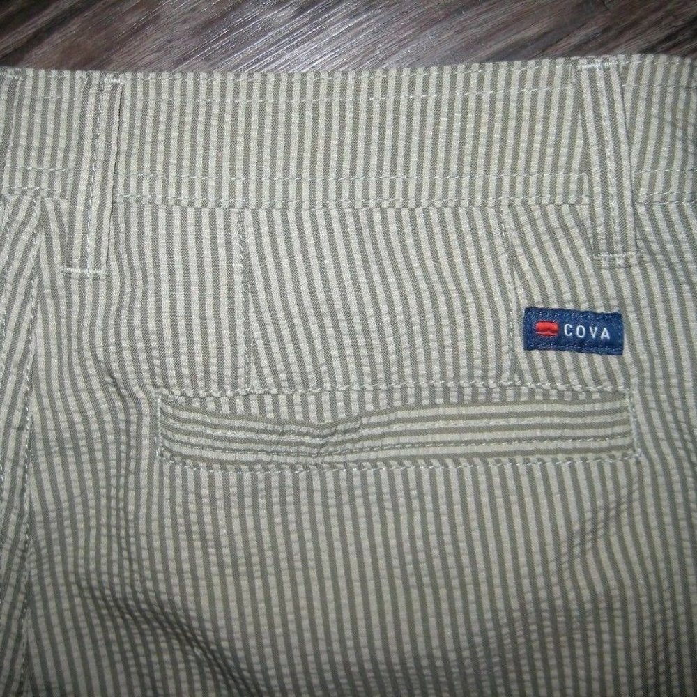 Cova Shorts (Size 31) Light Brown Seersucker